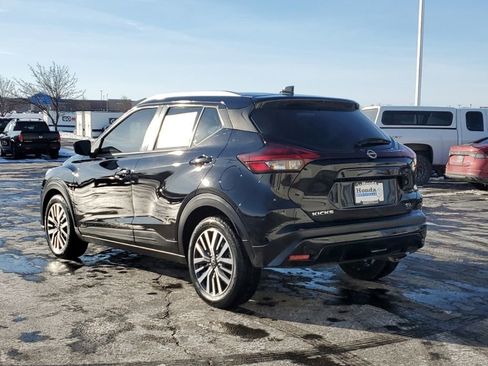 Used 2022 Nissan Kicks SV image 5