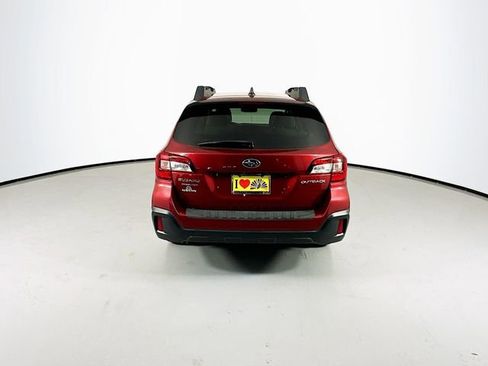 Used 2018 Subaru Outback 2.5i Premium image 8