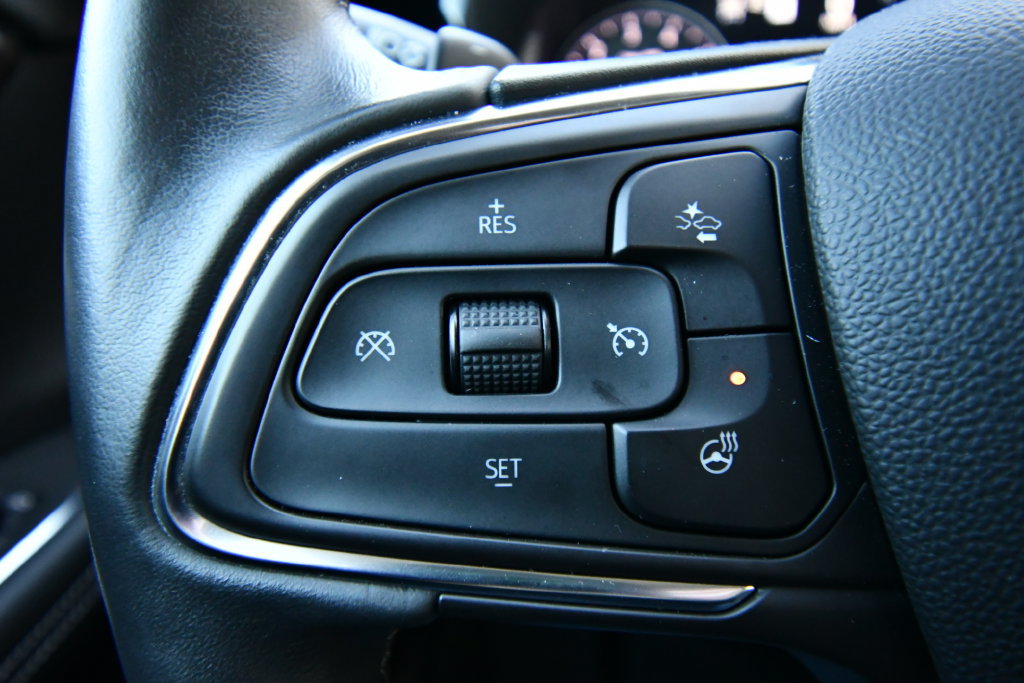 Used 2023 Buick Envision Avenir AWD/4WD image 25