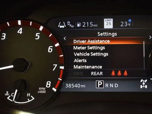 Used 2023 Nissan Frontier PRO-4X w/ Pro-4X Premium Package image 29