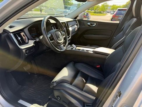 Used 2022 Volvo XC60 B5 Inscription w/ Advanced Package FWD image 8