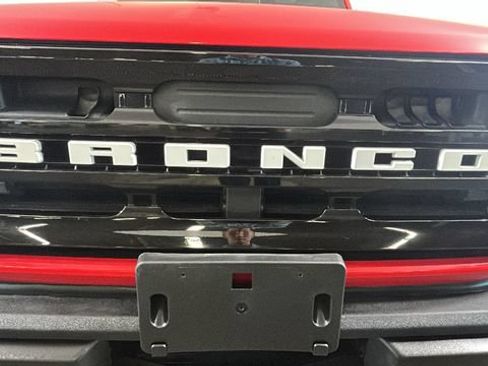 Used 2023 Ford Bronco Outer Banks AWD/4WD image 8