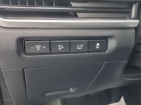 Certified 2025 Kia Telluride EX w/ EX Captain's Chair Package AWD/4WD image 40