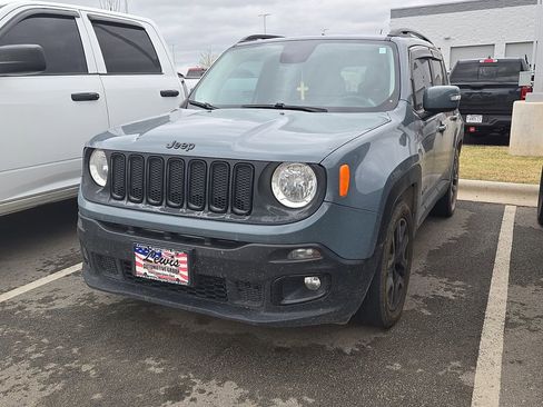Used 2017 Jeep Renegade Altitude image 1