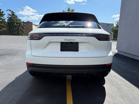 Certified 2023 Porsche Cayenne Platinum Edition AWD/4WD image 14