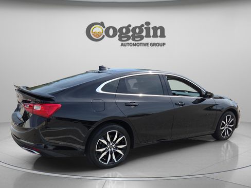Used 2025 Chevrolet Malibu RS FWD image 5