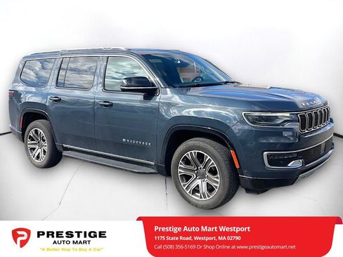 Used 2024 Jeep Wagoneer Series II w/ Flexible Seating Group AWD/4WD image 1
