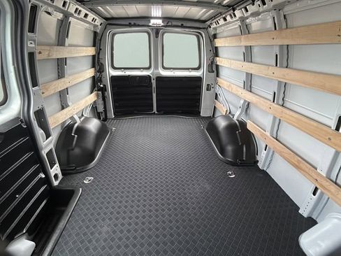 Certified 2024 GMC Savana 2500 w/ Driver Convenience Package image 17