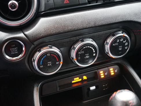 Used 2018 MAZDA MX-5 Miata Grand Touring image 22