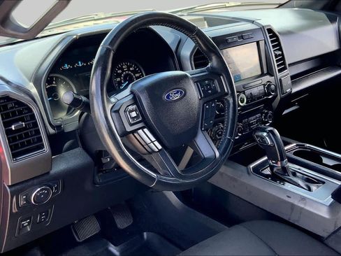 Used 2018 Ford F150 XLT w/ Equipment Group 302A Luxury AWD/4WD image 17