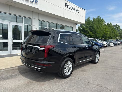 Used 2024 Cadillac XT6 Luxury w/ LPO, Floor Liner Package AWD/4WD image 3