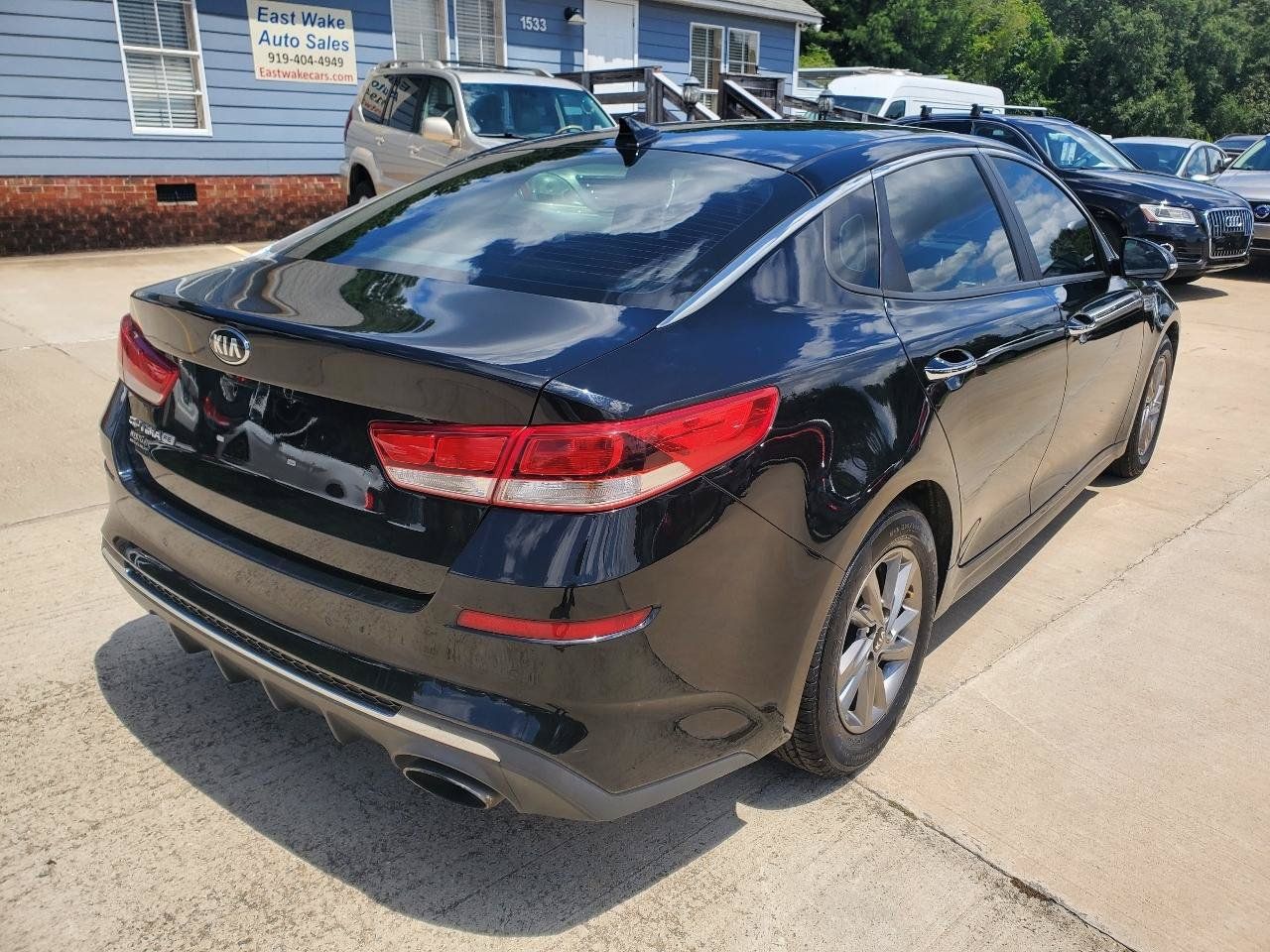 Used 2020 Kia Optima LX FWD image 9