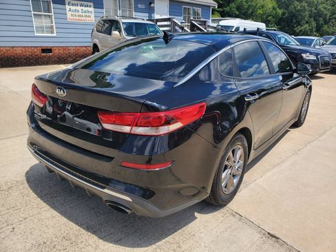 Used 2020 Kia Optima LX FWD image 9