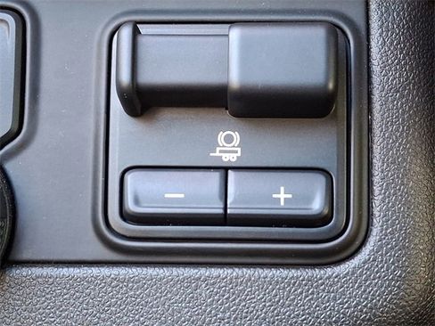 Certified 2021 Chevrolet Tahoe Premier w/ Premium Package image 28