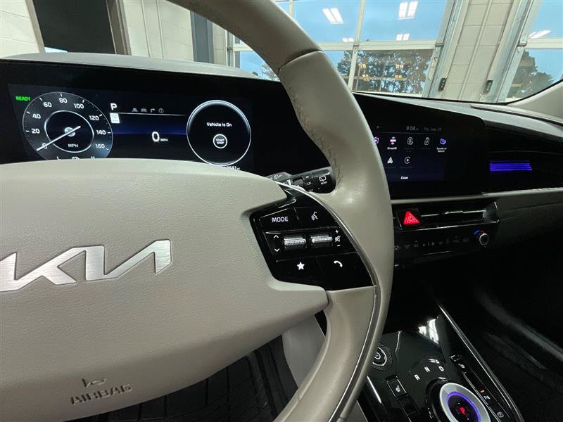 Used 2023 Kia Niro Wind FWD image 19