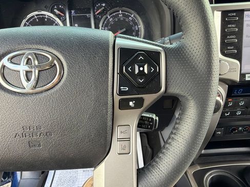 Used 2020 Toyota 4Runner Limited AWD/4WD image 28