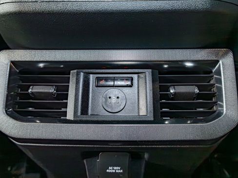 Used 2025 Ford F450 Platinum w/ FX4 Off-Road Package image 22