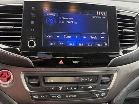 Used 2023 Honda Ridgeline RTL image 12