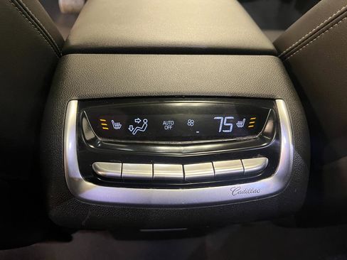 Used 2024 Cadillac XT6 Premium Luxury FWD image 64