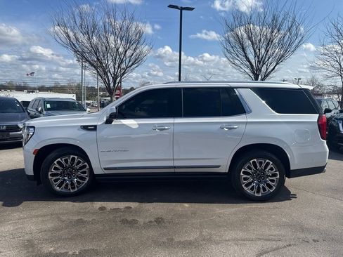 Used 2023 GMC Yukon Denali Ultimate image 32