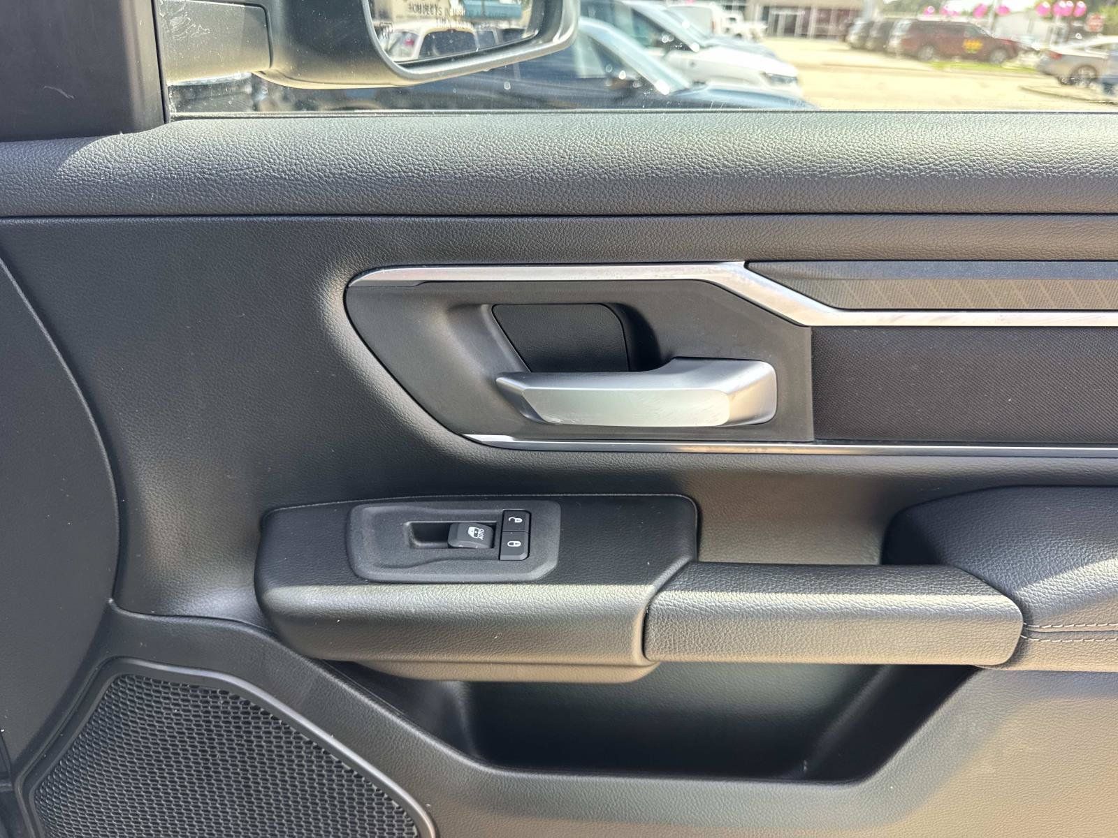 Used 2025 RAM 1500 Big Horn AWD/4WD image 14