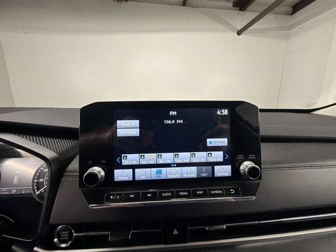 Used 2024 Mitsubishi Outlander SE AWD/4WD image 13