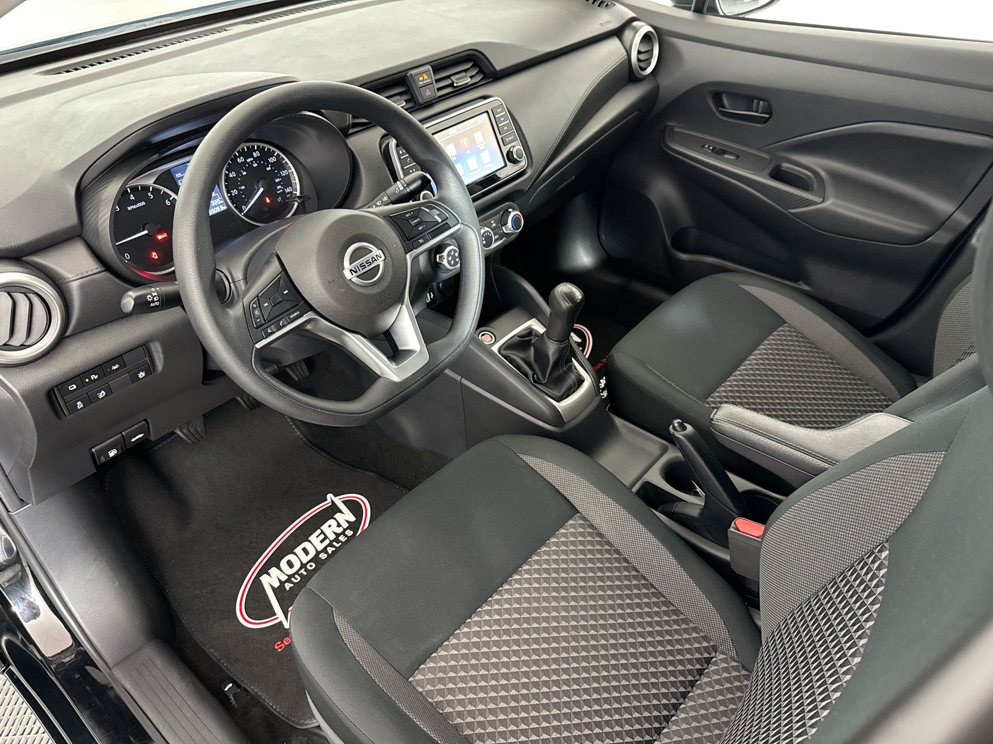Used 2020 Nissan Versa S FWD image 19