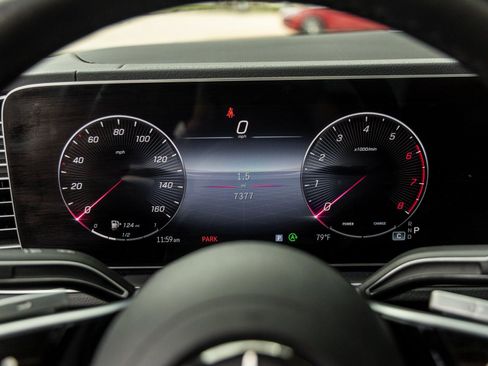 Used 2025 Mercedes-Benz GLE 450 GLE 450 image 27