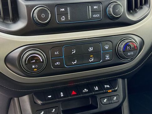 Used 2020 GMC Canyon SLT w/ Driver Alert Package image 16