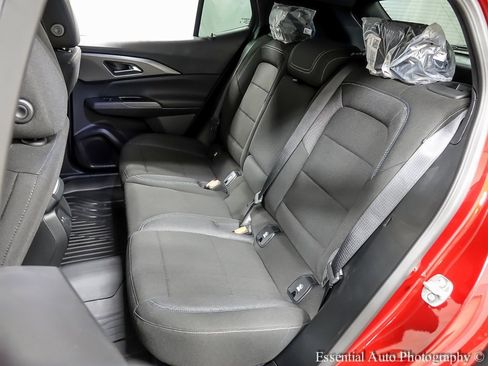 New 2026 Chevrolet Equinox EV LT image 10