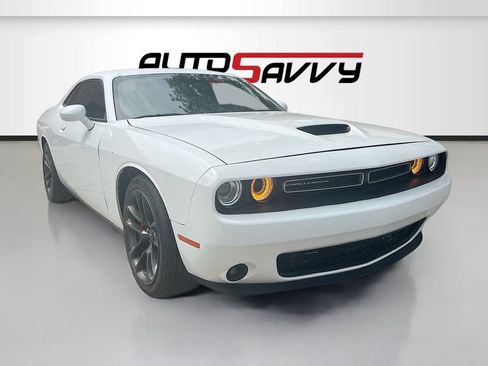 Used 2021 Dodge Challenger R/T Scat Pack RWD image 1