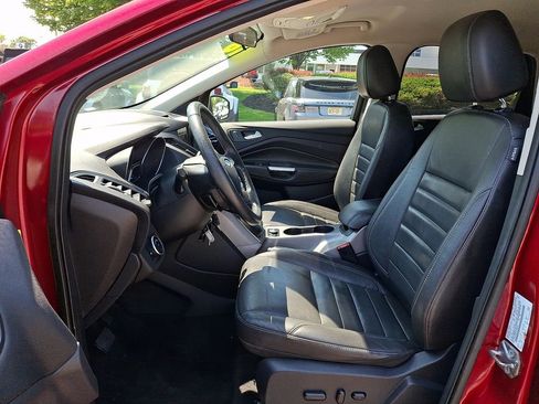 Used 2016 Ford Escape SE w/ SE Leather Comfort Package AWD/4WD image 15