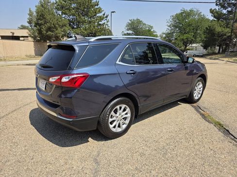 Used 2018 Chevrolet Equinox LT w/ Sun & Infotainment Package AWD/4WD image 8