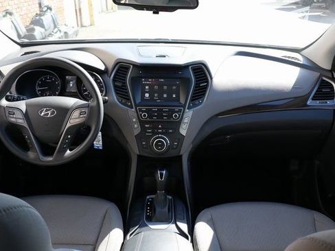 Used 2017 Hyundai Santa Fe Sport image 33