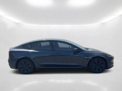 Used 2025 Tesla Model 3 Long Range RWD image 4