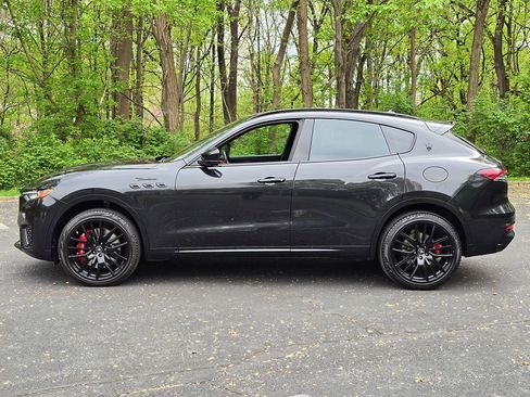Used 2023 Maserati Levante Modena image 3