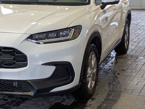 Used 2023 Honda HR-V LX image 10