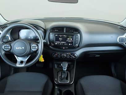 Used 2023 Kia Soul LX