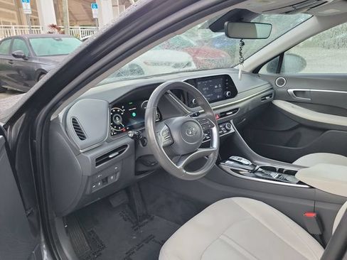 Used 2022 Hyundai Sonata SEL w/ Convenience Package FWD image 10