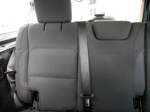 Used 2020 Jeep Wrangler Unlimited Sport image 12