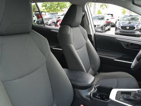 Used 2024 Toyota RAV4 LE FWD image 15
