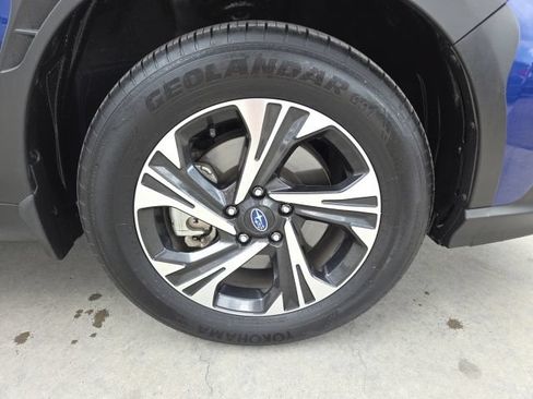 Used 2024 Subaru Crosstrek 2.0i Premium AWD/4WD image 14