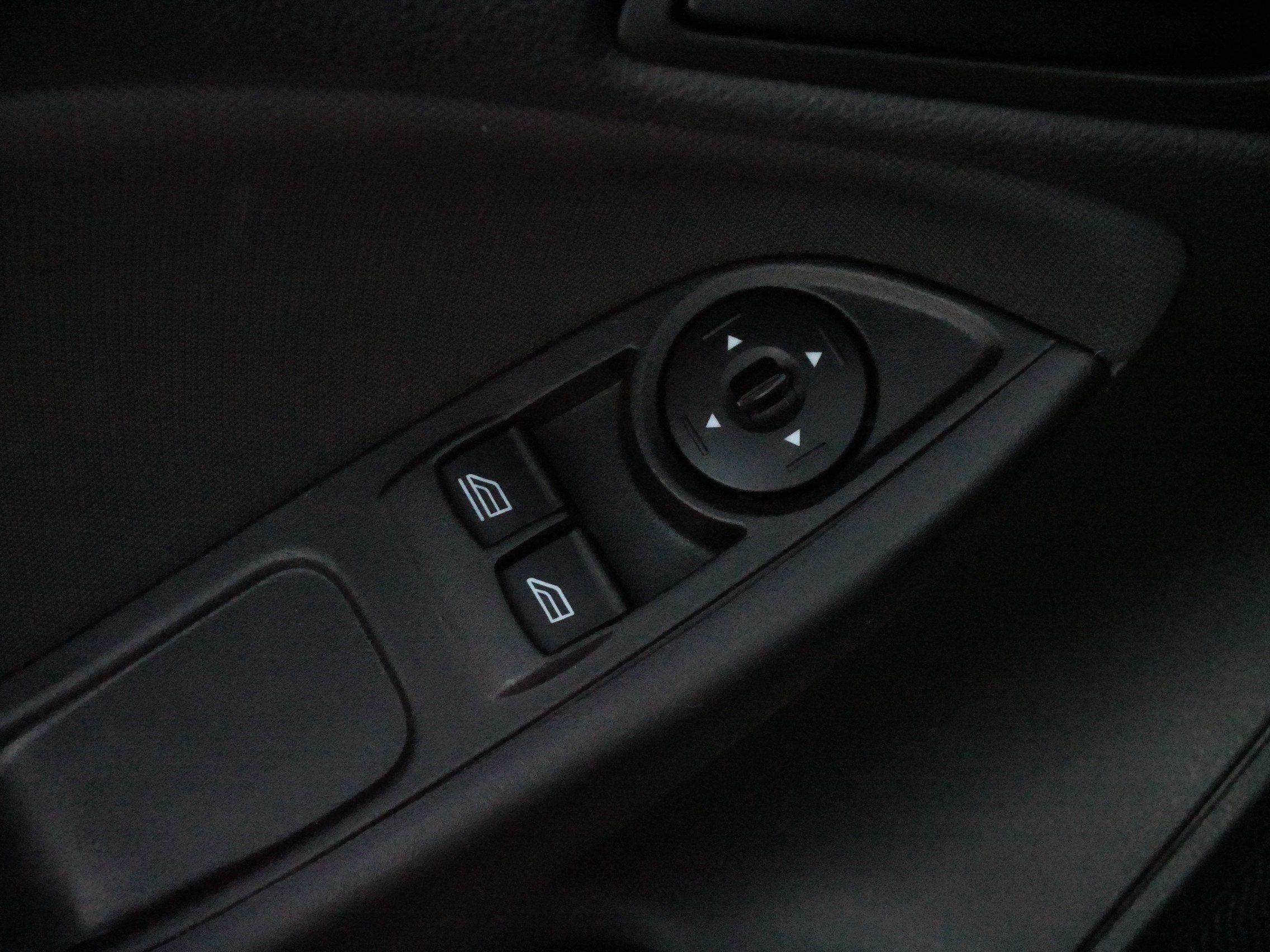 Used 2015 Ford Focus S FWD image 19