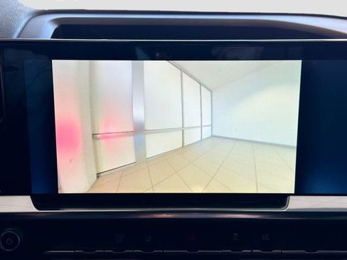 Used 2024 Chevrolet Silverado 3500 LT w/ Convenience Package image 12