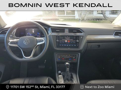 Used 2022 Volkswagen Tiguan SE image 13