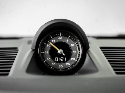 Certified 2024 Porsche 911 GT3 image 18