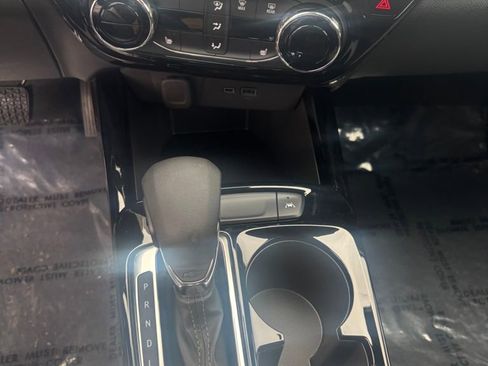 New 2025 Chevrolet Trax LT w/ Driver Confidence Package image 33