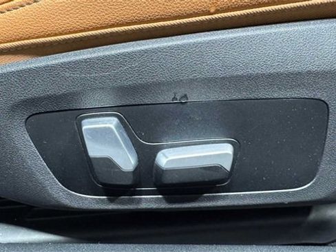 Used 2022 BMW 430i Convertible w/ Convenience Package image 19