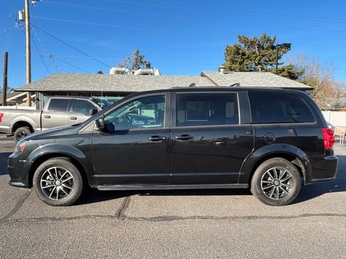 Used 2018 Dodge Grand Caravan GT image 6