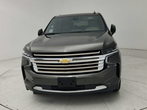 Used 2021 Chevrolet Tahoe High Country RWD image 2